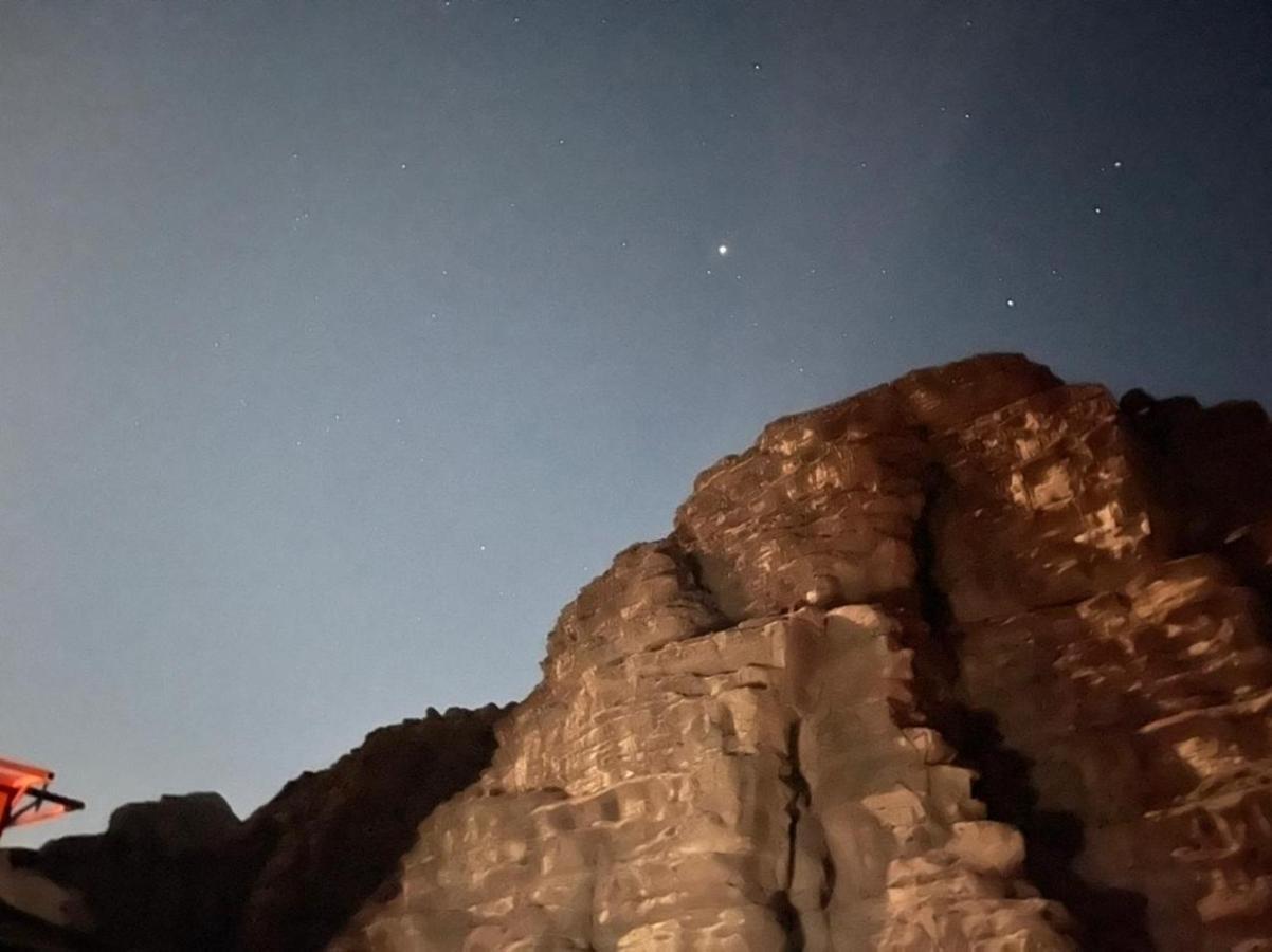 Black Irish Camp And Tours Hotel Wadi Rum Exterior photo