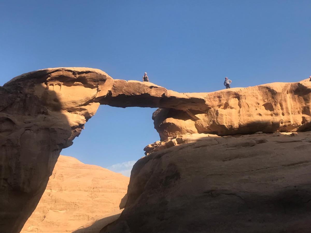 Black Irish Camp And Tours Hotel Wadi Rum Exterior photo