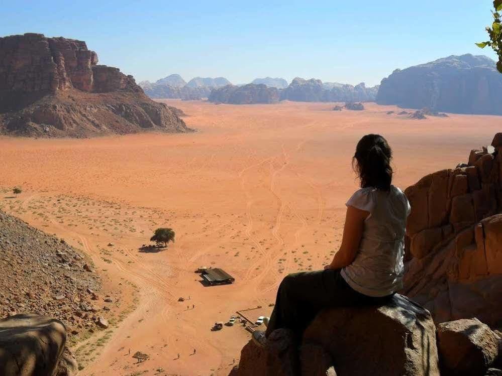 Black Irish Camp And Tours Hotel Wadi Rum Exterior photo